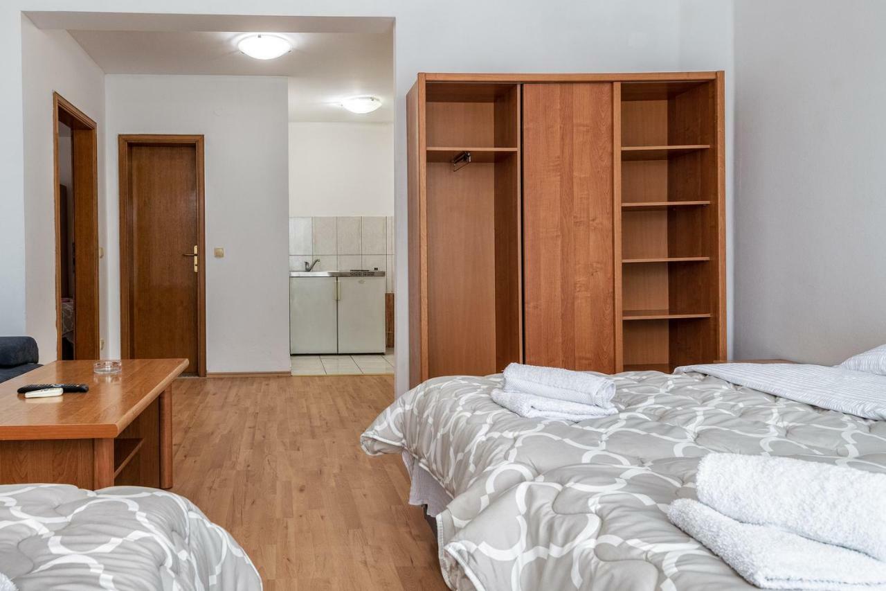 Motel More 内乌姆 外观 照片